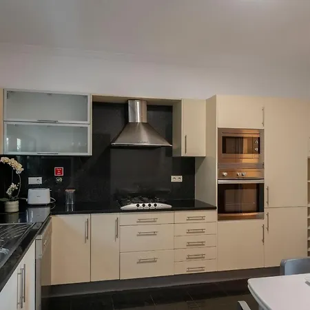 Amparo I By An Island Apartman Funchal