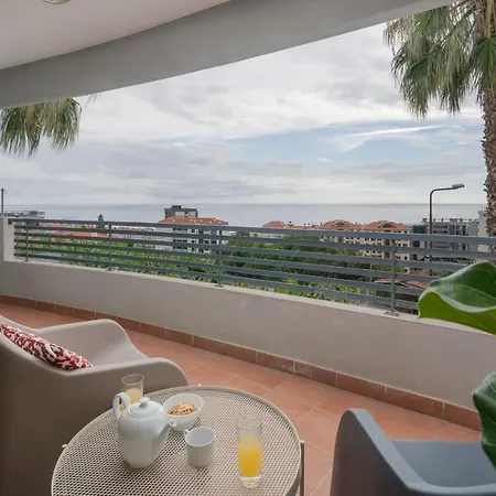 Amparo I By An Island Funchal (Madeira)